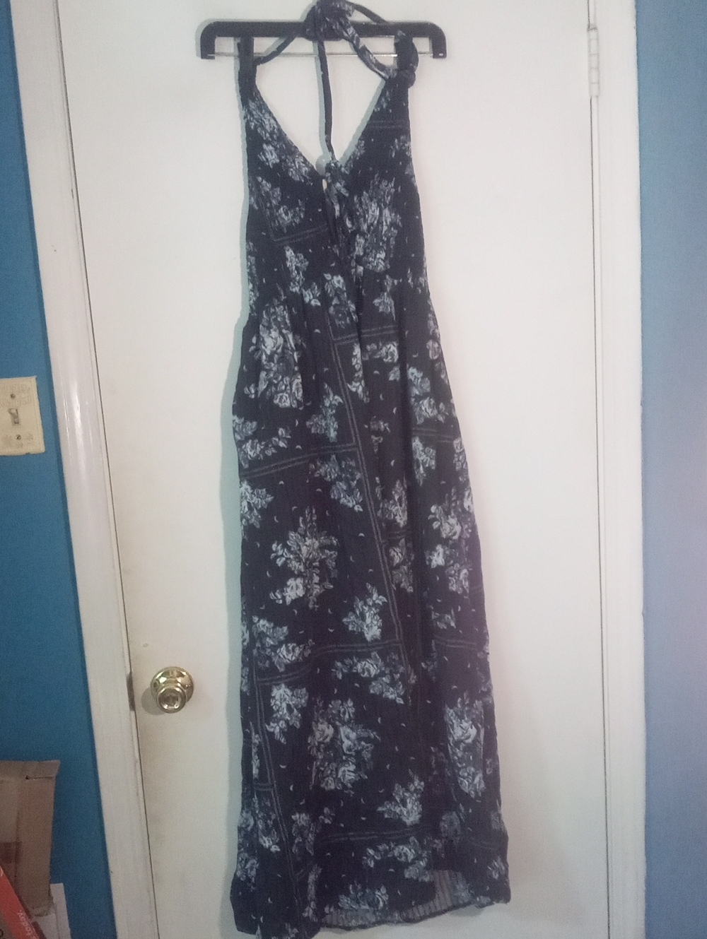 * Universal Thread Black Floral Halter Maxi Dress Medium New BWOT 100% Cotton